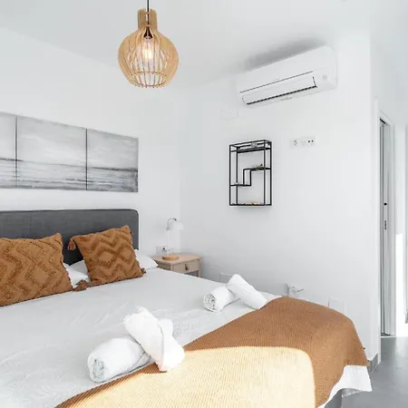 Apartment Fuer 6 Personen Ca 100 Qm In Nerja, Andalusien Costa Del Sol *